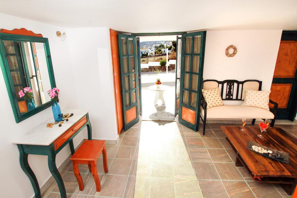 The Fisherman'S House Santorini Akrotiri  Room photo